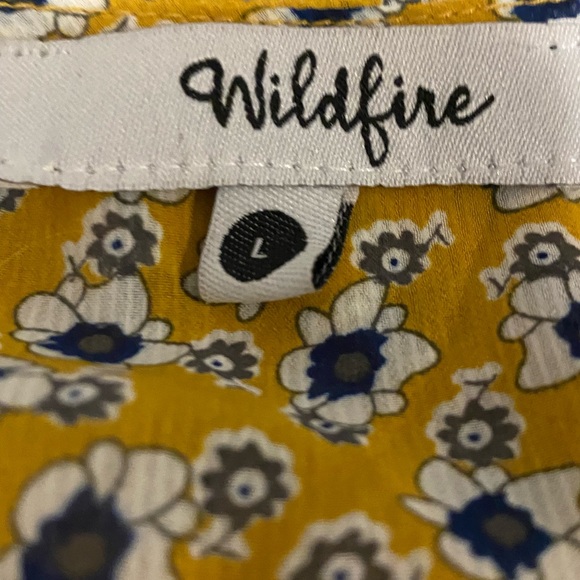 Yellow floral short Sundress from Wildfire - Picture 4 of 5